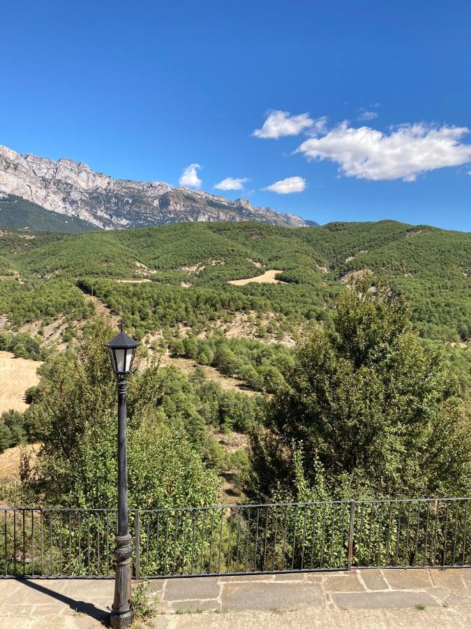 Pensjonat Casa Encuentra, En El Pirineo Al Lado De Ainsa El Pueyo de Araguás Zewnętrze zdjęcie